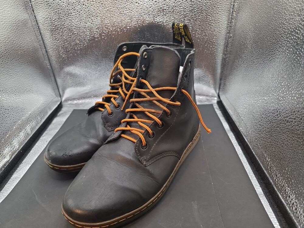 Dr. Martens Tobias Vegan Boots Men’s Size 9 Black Lace Up Casual Combat Shoes
